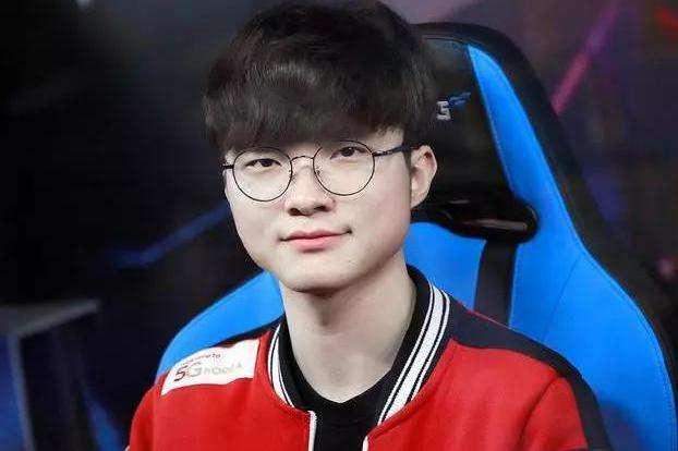 了自己退役 了自己退役