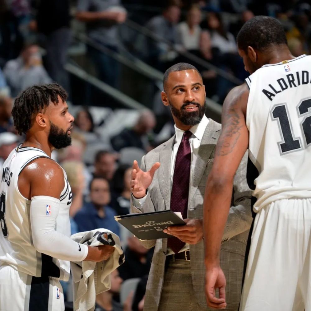 千余名运动 千余名运动