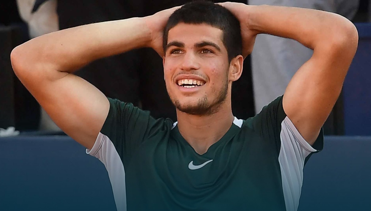 他的个人能 他的个人能