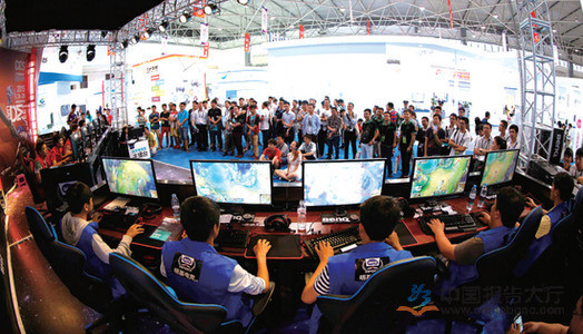 众多俱乐部 众多俱乐部